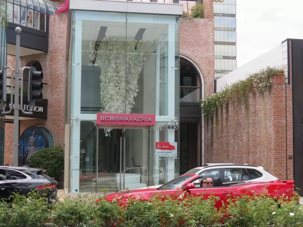 BCBG Maxazria store.