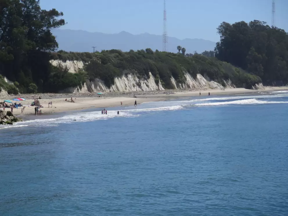 The cliffs and lagoon.
