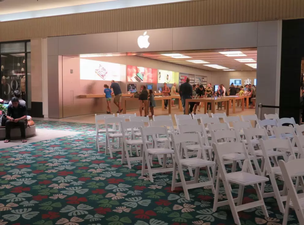 Apple store.