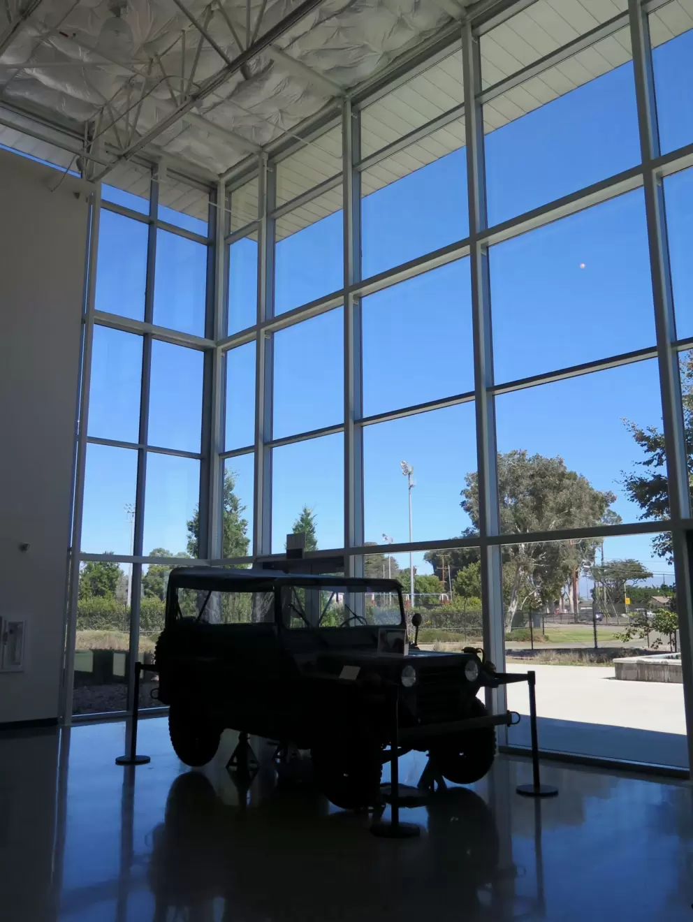 The big windows in the museum.