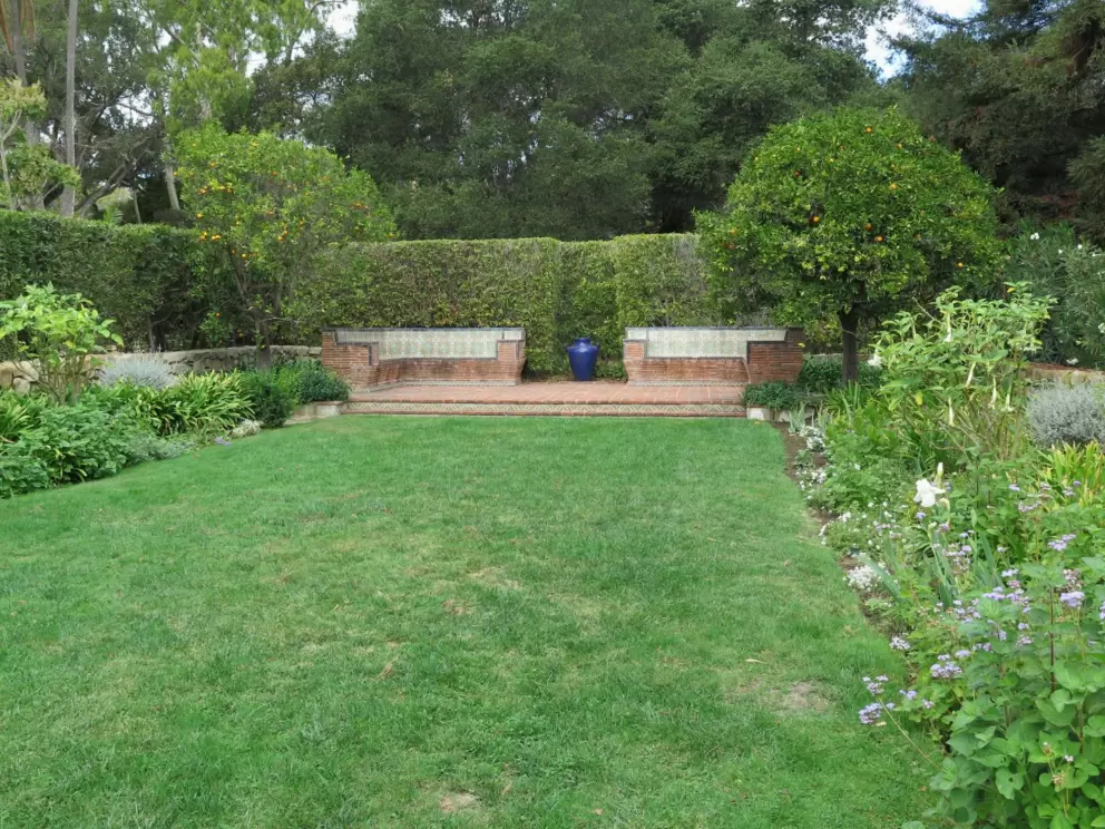 Rectangular lawn.