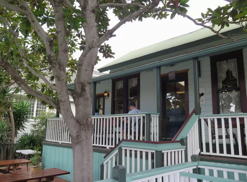 Outdoor places to sit at Summerland Beach Cafe.