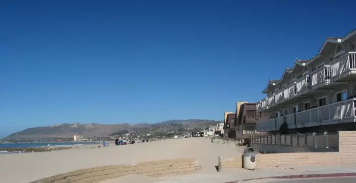 Beach apartments at the end of Seaward Ave. 