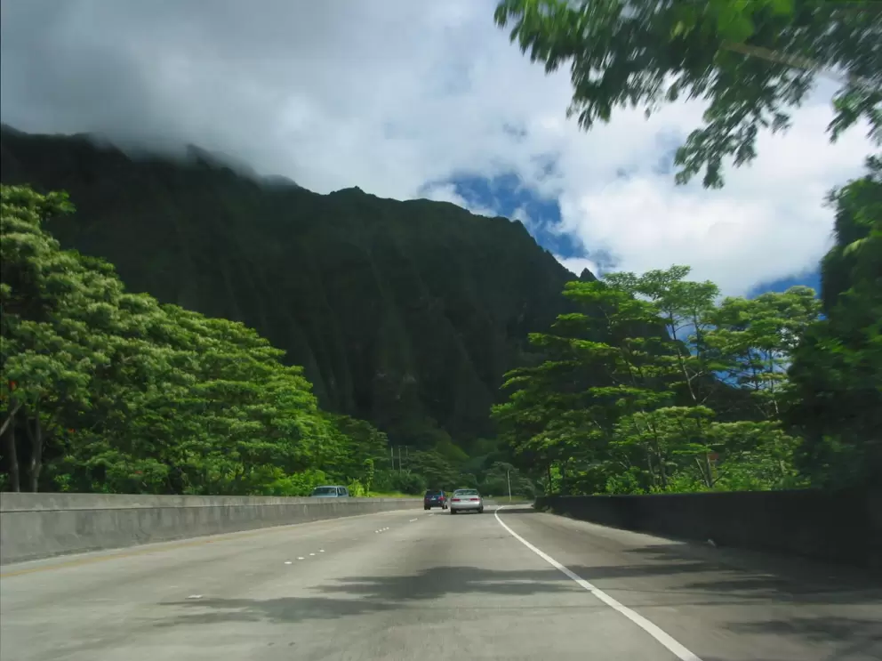 Heading up the H3 from the Kailua side.