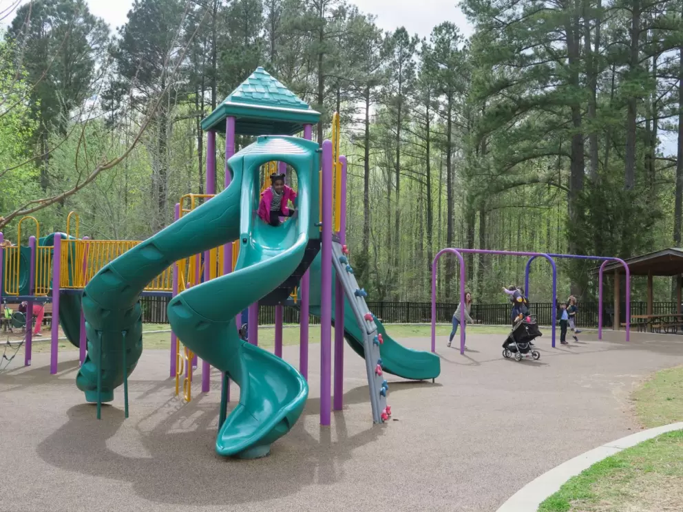 Twisty slide!