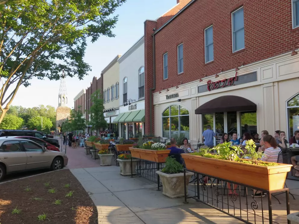 Flower boxes outside Pazzo and Tutti Frutti.
