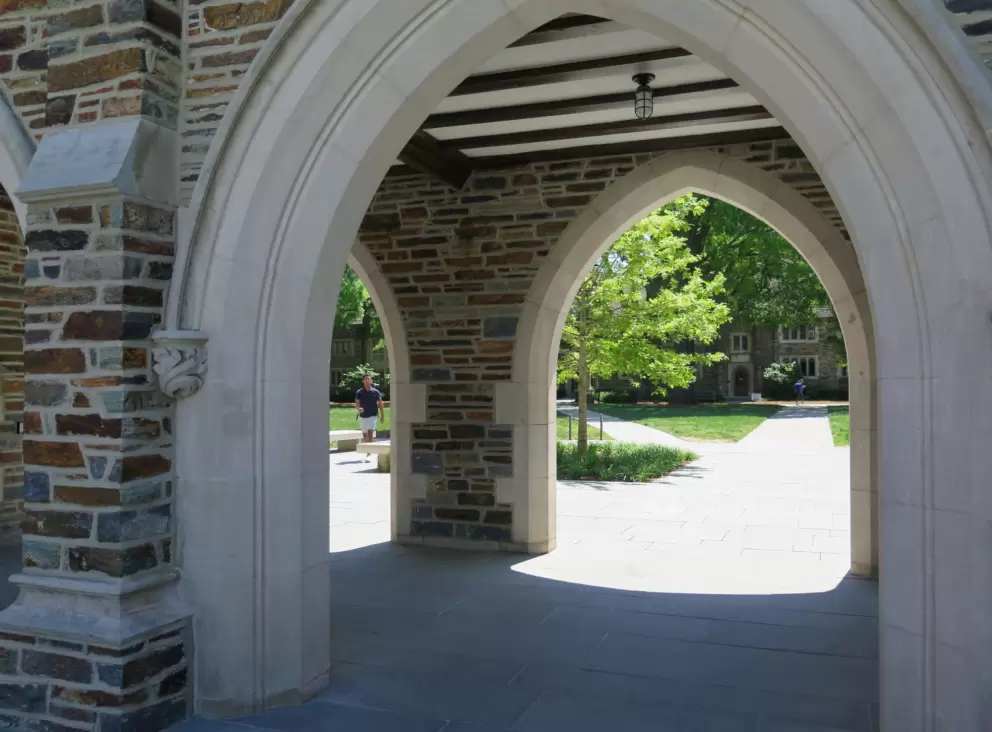 Thick arches.