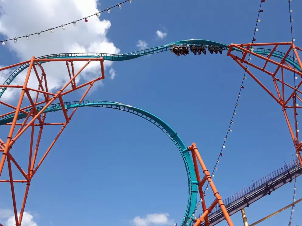 Tempesto roller coaster.