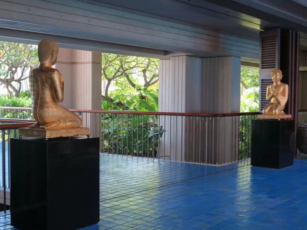 Gold statues in the lobby.