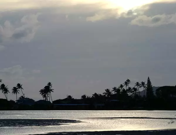 Paiko Lagoon, to the west of Kuliouou park, at dusk.