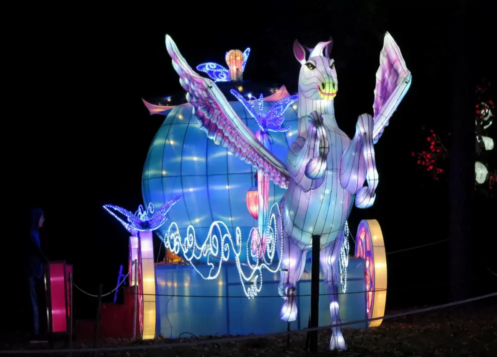 Pegasus and carriage.