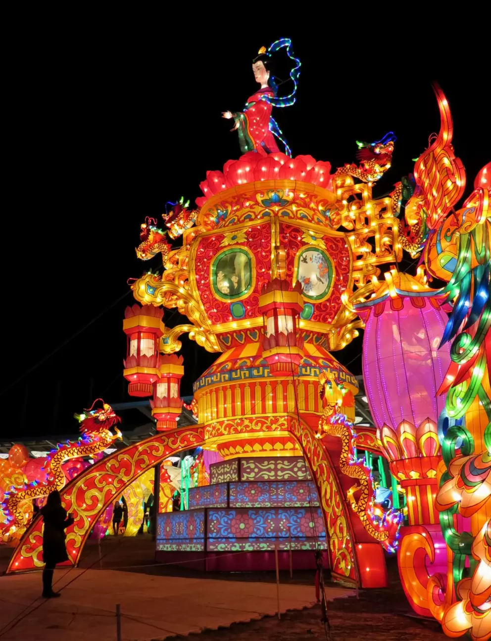 Amazing large palace, at the Chinese Lantern Festival.