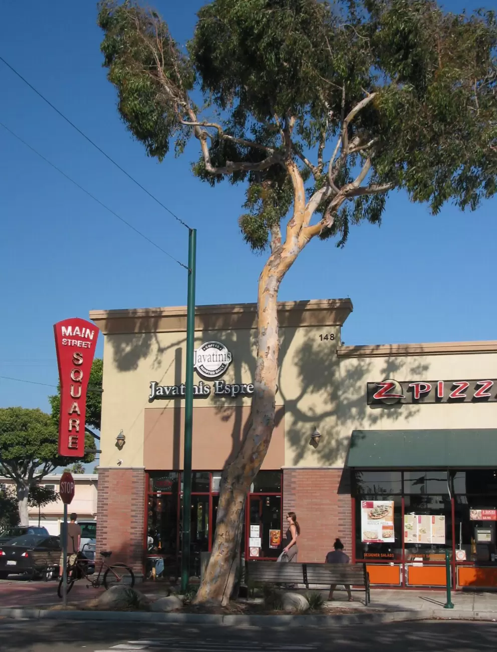 Javatinis Coffeeshop on Main Street.