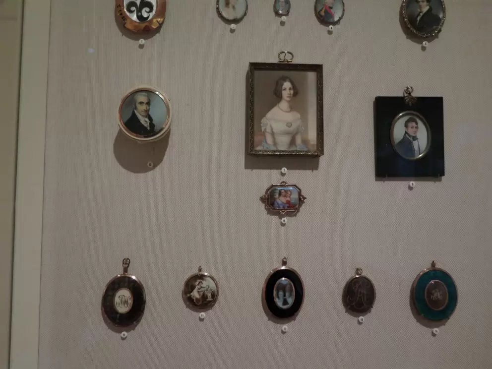 Miniature portraits of loved ones, worn in vest pockets or chained to men's pocket watches, or worn by women as bracelets, brooches, or lockets