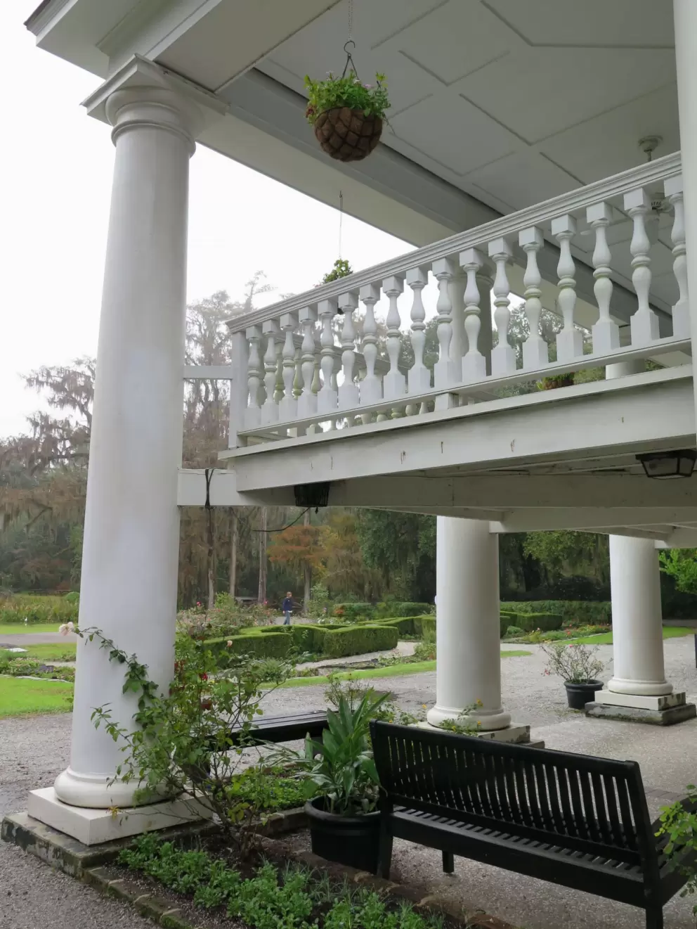 Large Southern balcony, at the mansion.