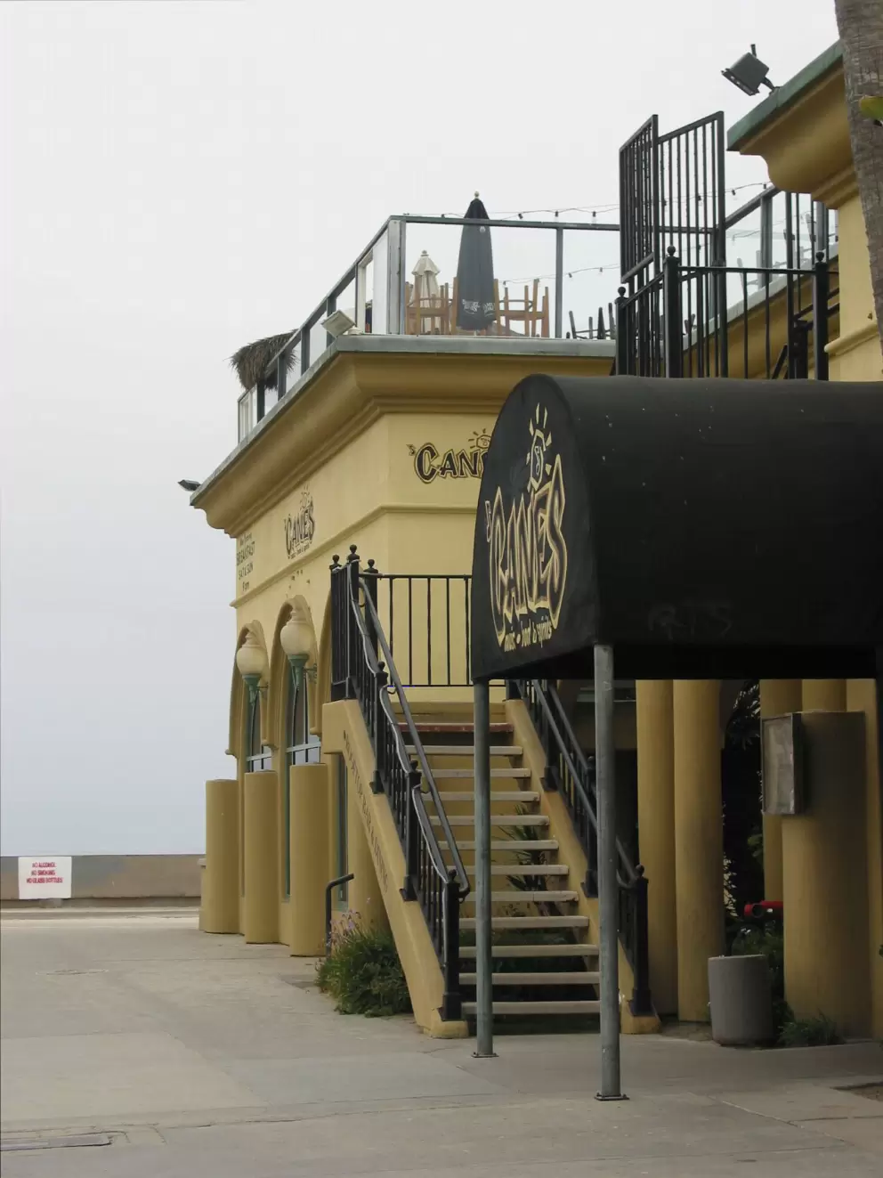 Great restaurant balcony overlooking the beach. 