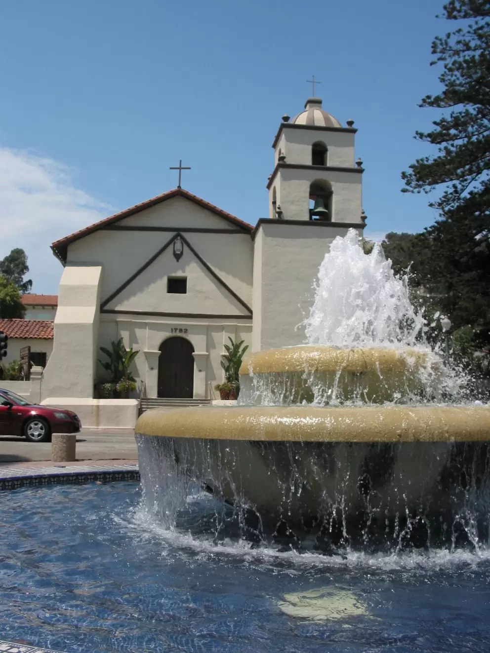 The Spanish fountain in Figueroa Square in front of the mission.