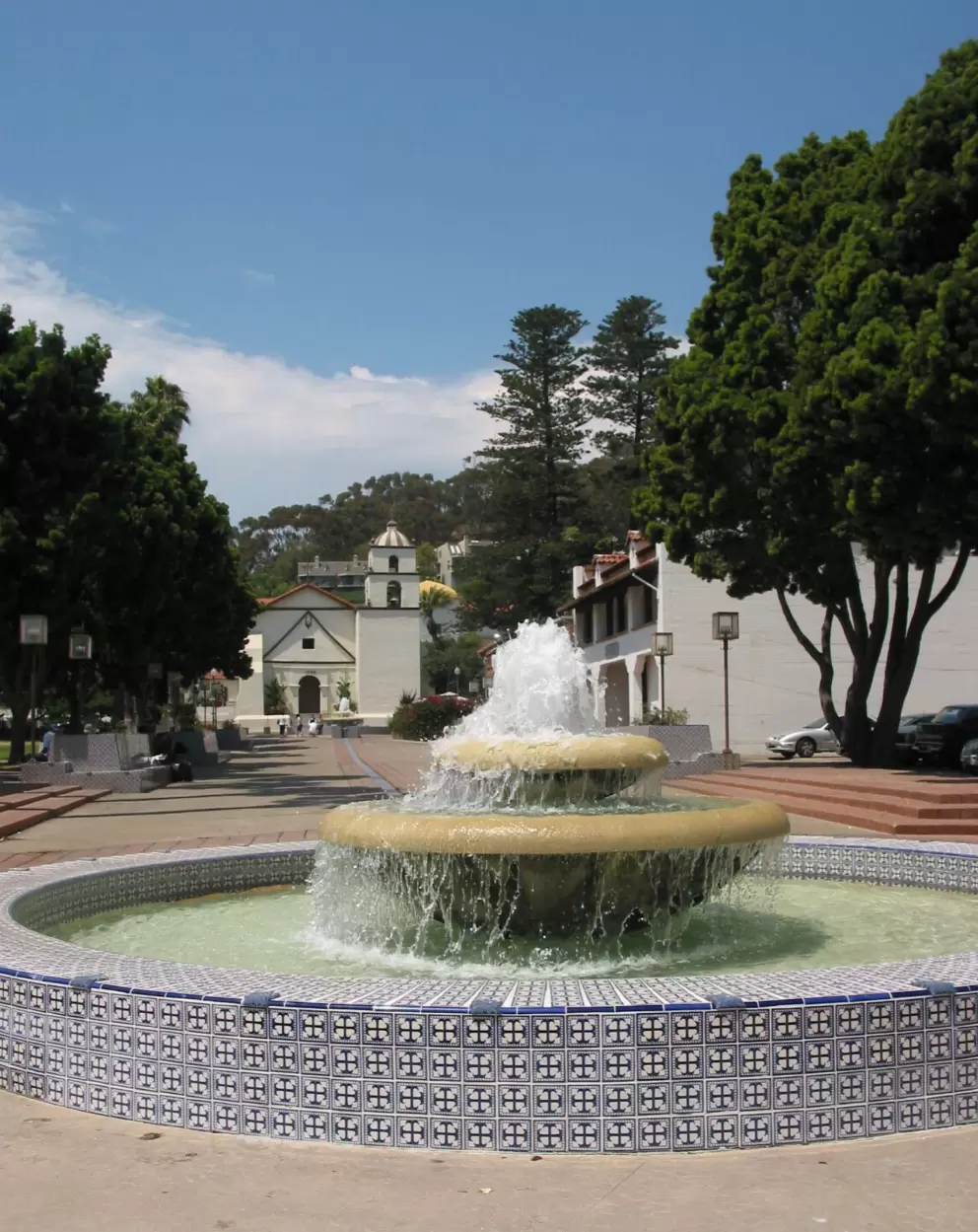 The second fountain, which is fed by the first!