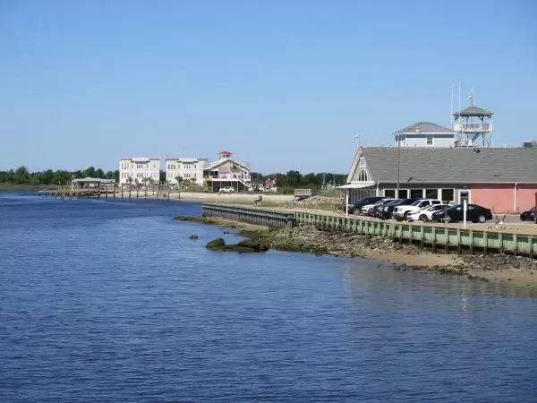 Looking toward Yacht Basin Drive, from Southport Pier.