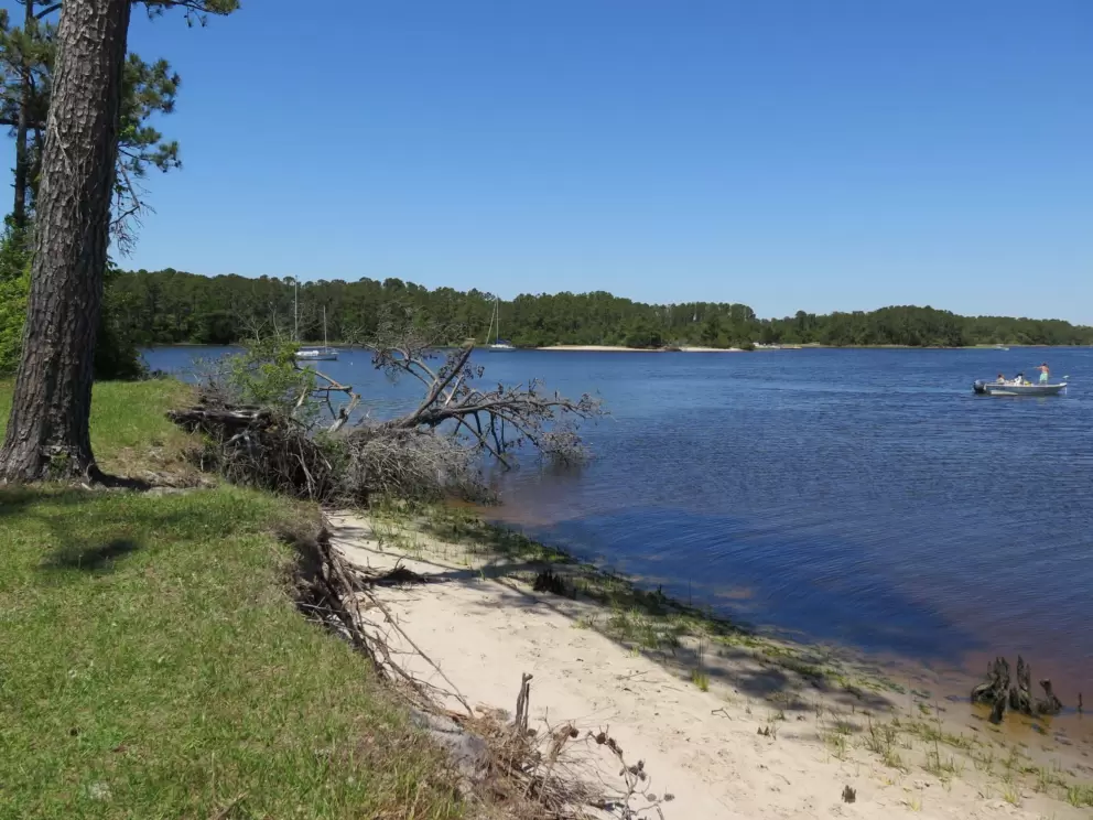 Beach on the intracoastal.