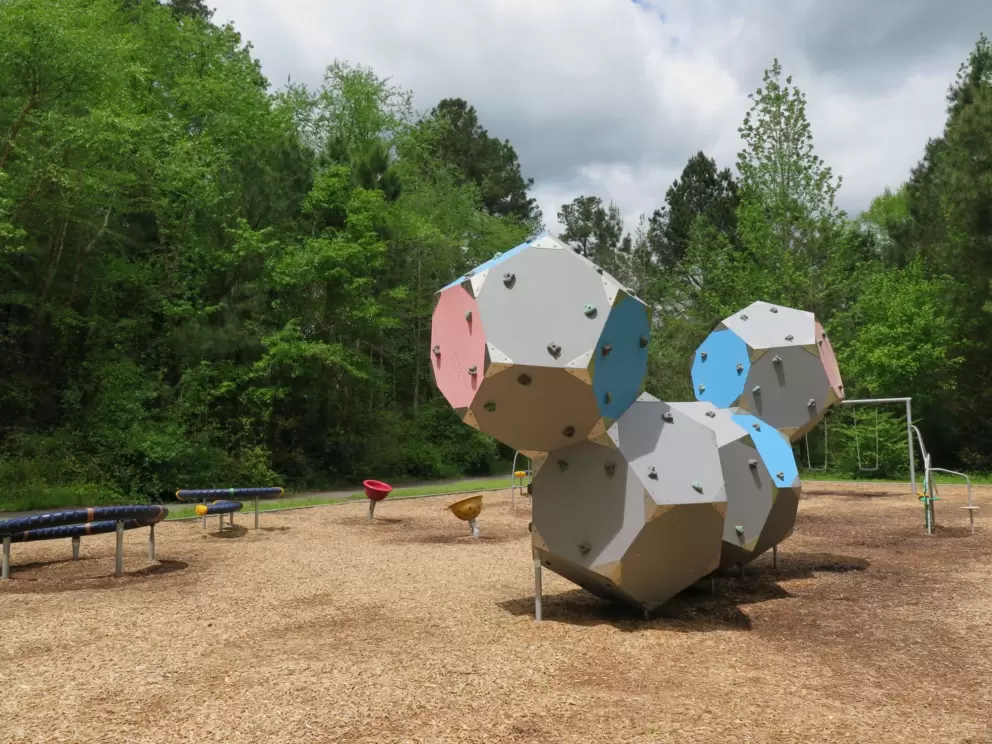 Geometric climbing wall that is impossible!