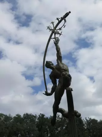 The Rocket Thrower sculpture in Loch Haven Park.