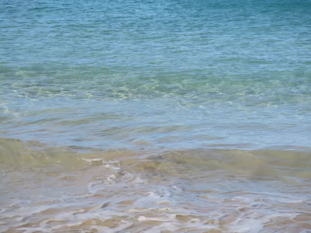 The crystal clear water.