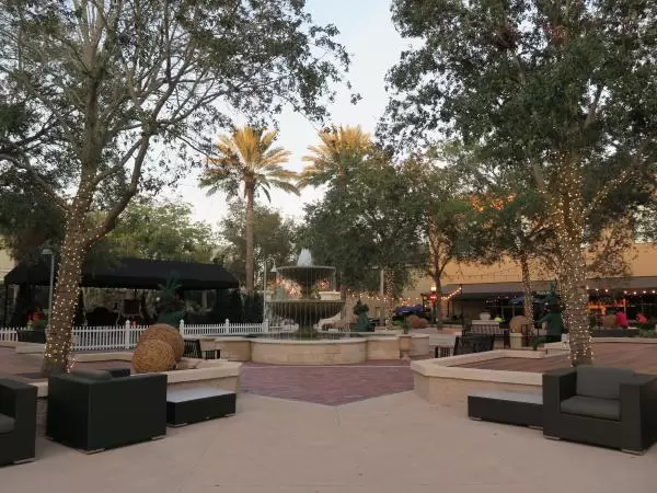 Chairs for relaxing at the fountain area.