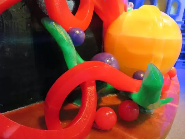 Colored ice details.