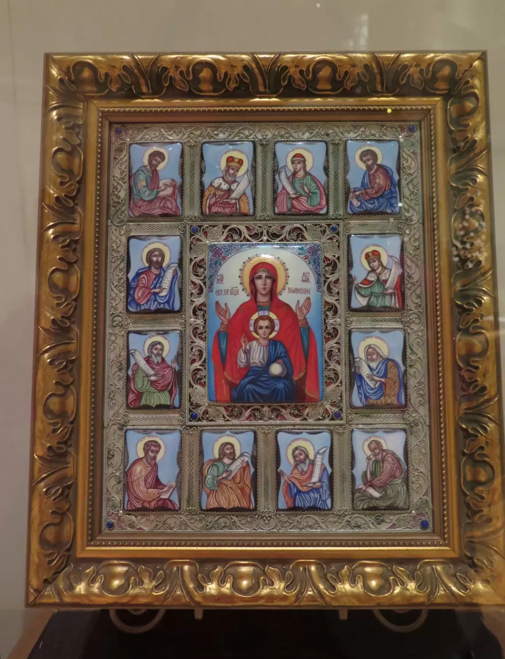 Virgin of the Sign, from the Russian city of Rostov, 20th century. The Virgin and Christ Child are surrounded by 12 prophets from the new and old testament.
