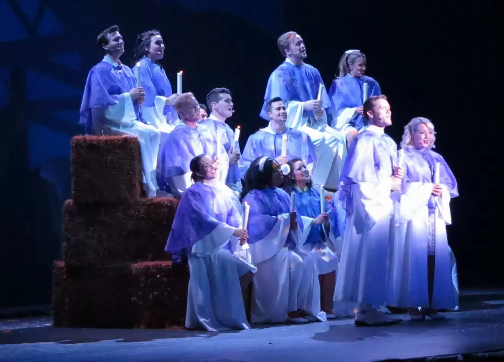 Choir in the O Wondrous Night show.