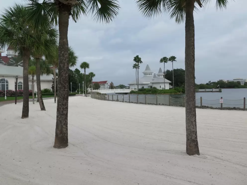 Sandy beach along the pathway to the Grand Floridian.