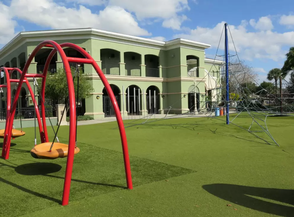 Disc swings and pyramid space net!