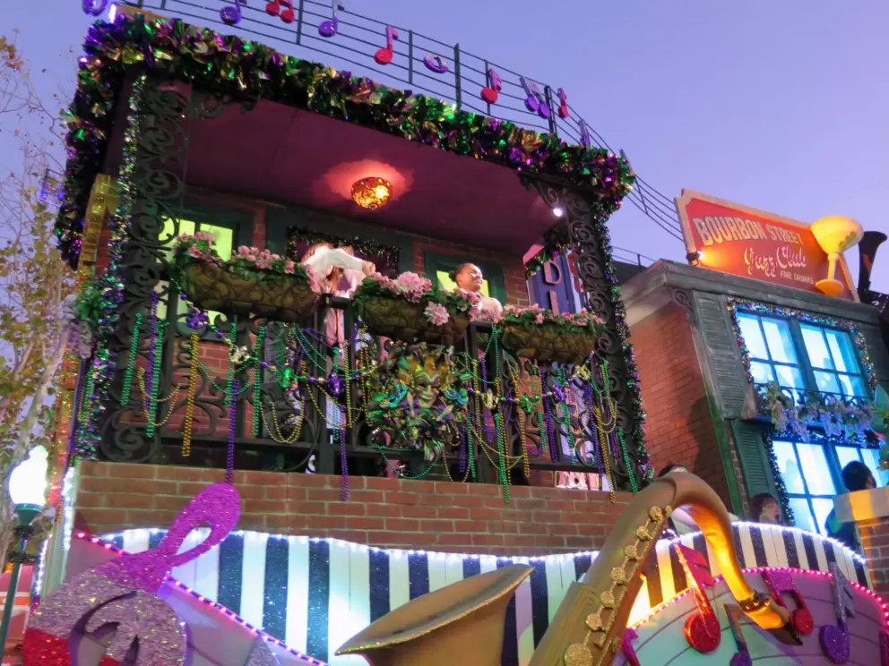 Mardi Gras float in the parade.