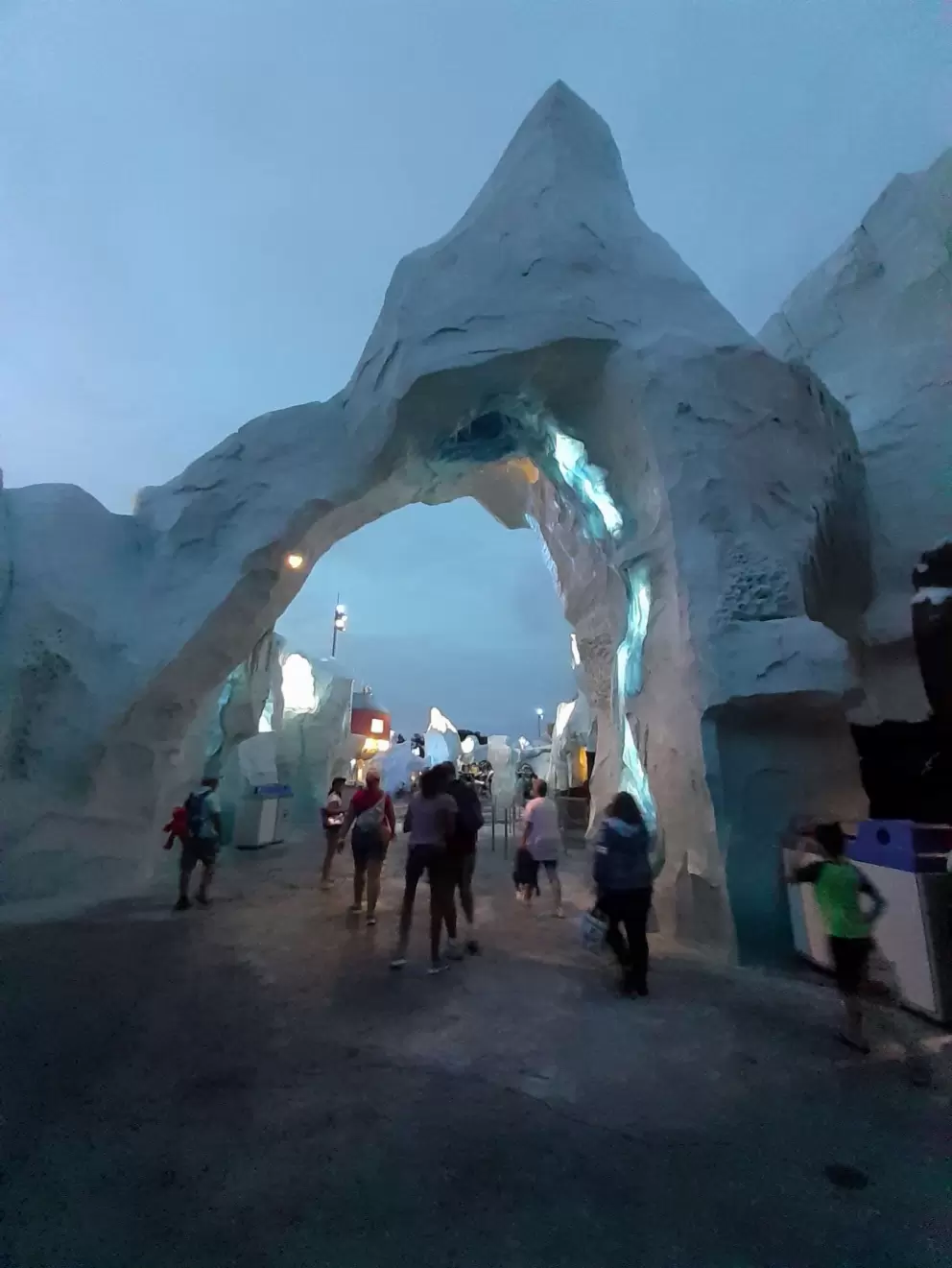 Nighttime at the Antartica area.
