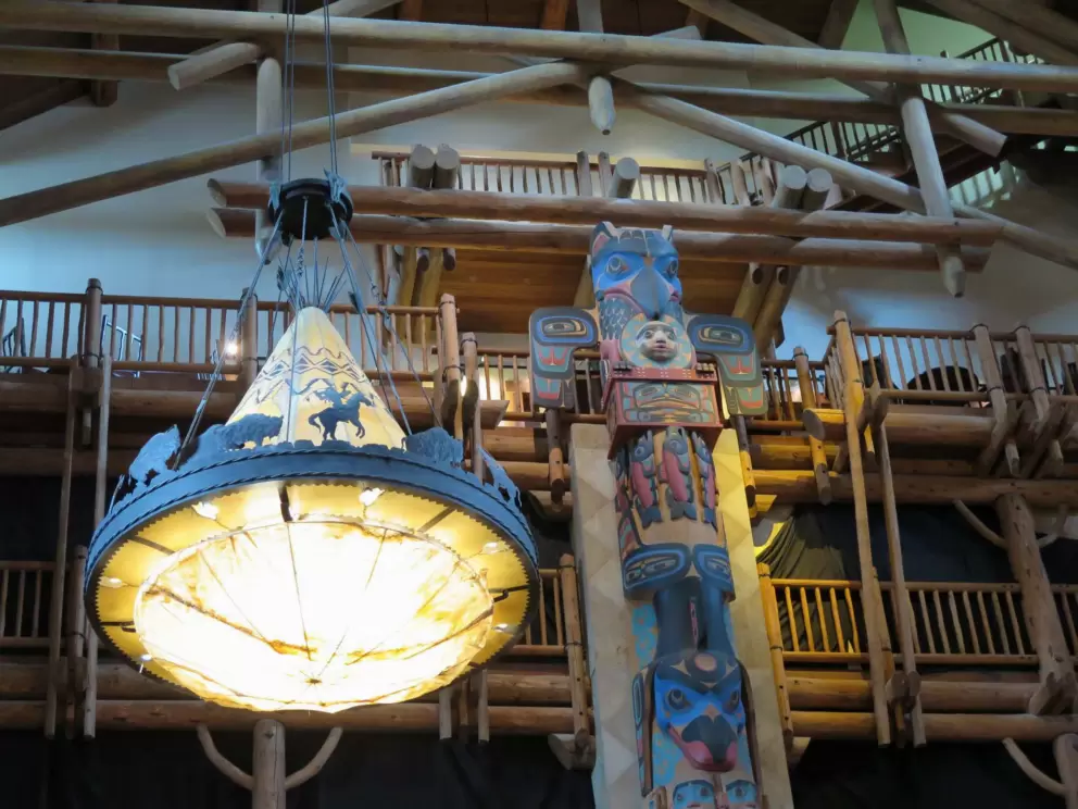 Wilderness Lodge and Contemporary Resort