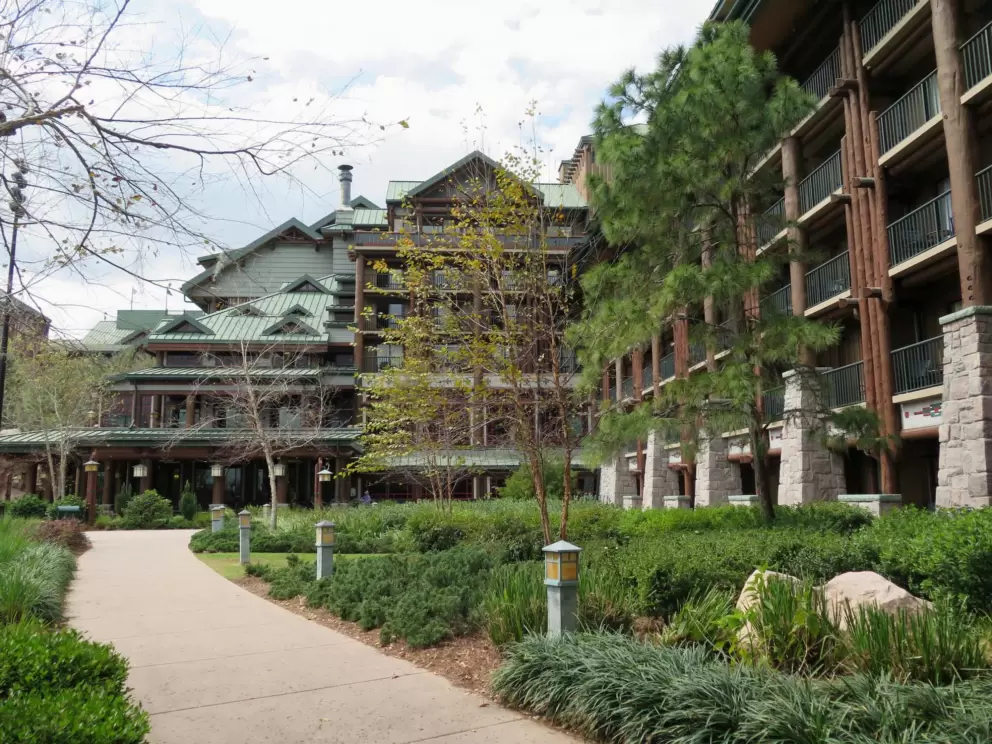 The lodge and pathway.