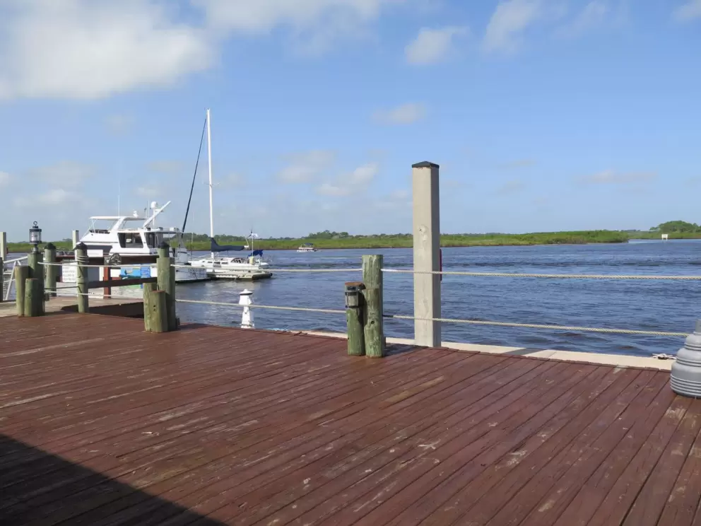 Lots of space on the deck. 