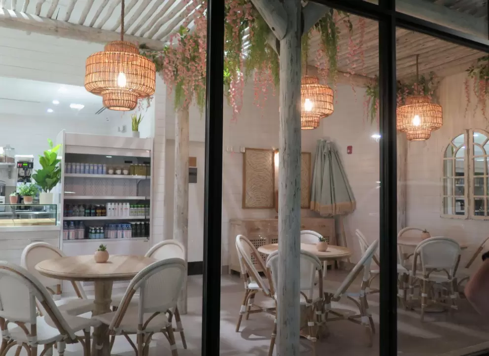 Pura Vida has lots of atmosphere.