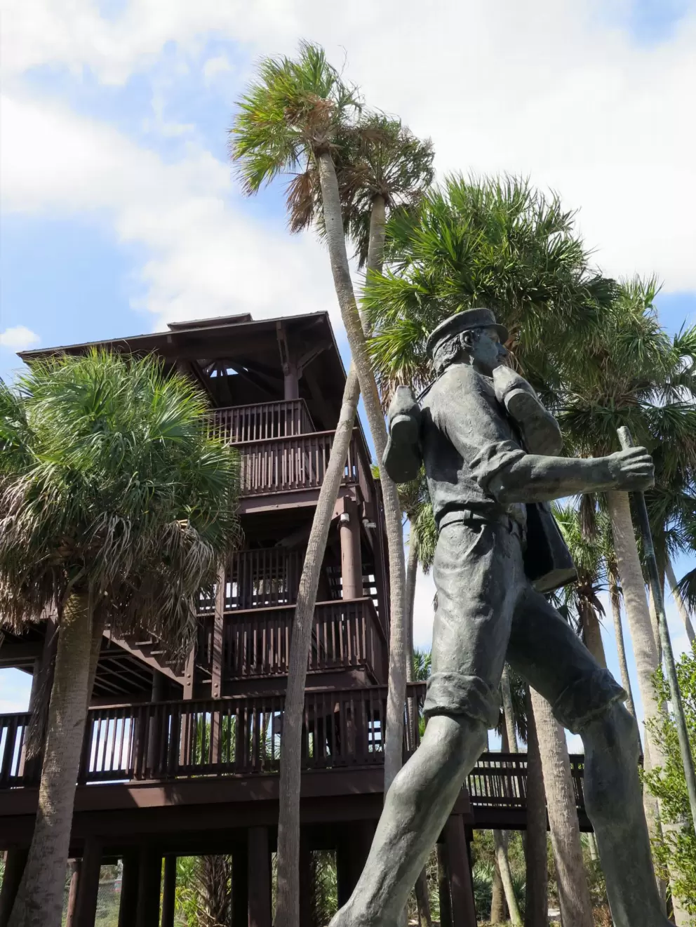 The barefoot mailman sculpture.