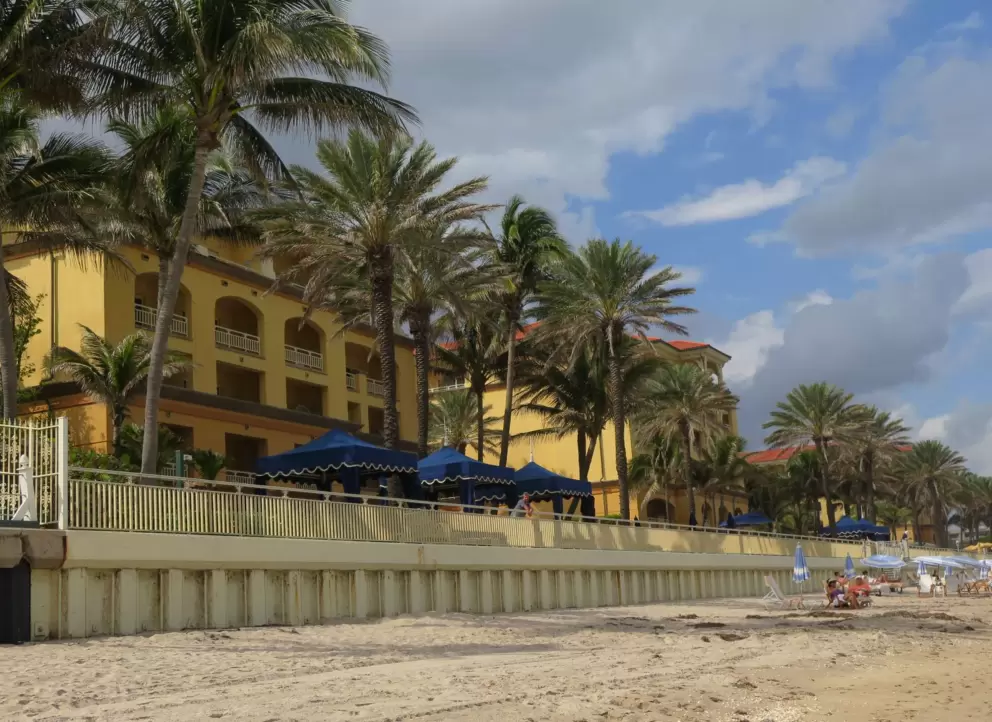 Ritz-Carlton and its location on the beach.