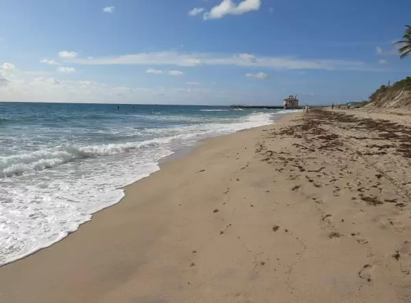 Looking down the beach at the pier.