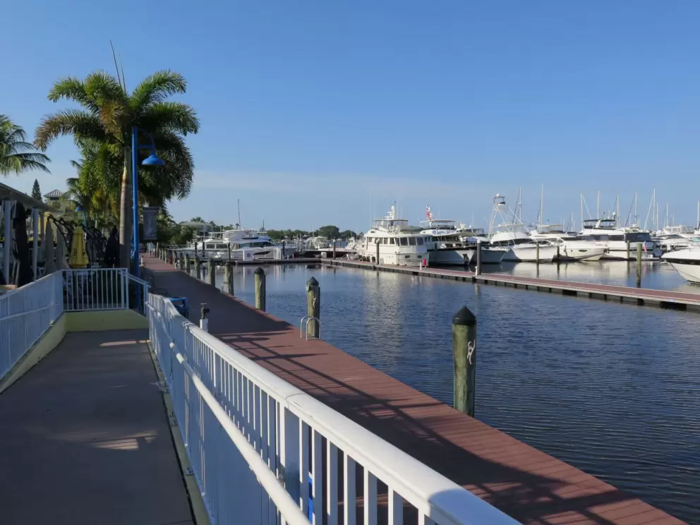 After you cross NW Dixie Hwy, the Healthy Trail continues along Sunset Bay Marina.