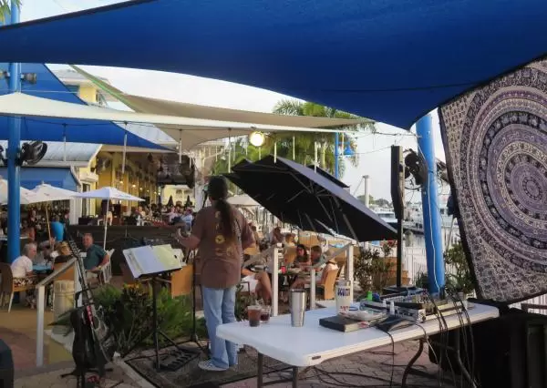 Live music at Sailor's Return restaurant.