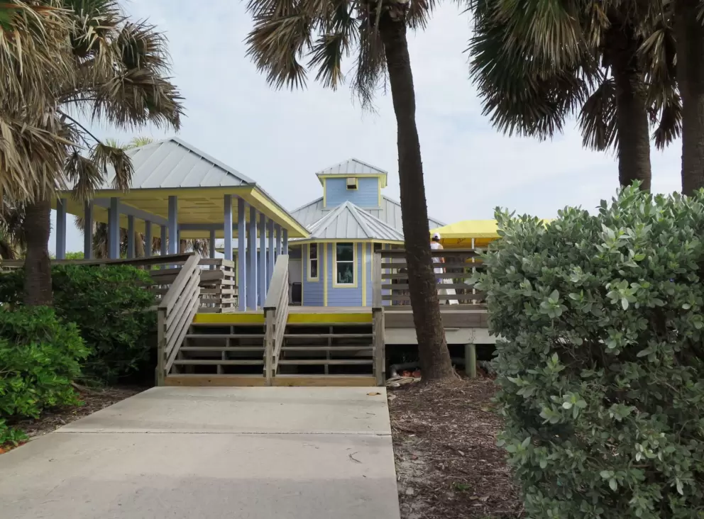 The cafe pavilion.