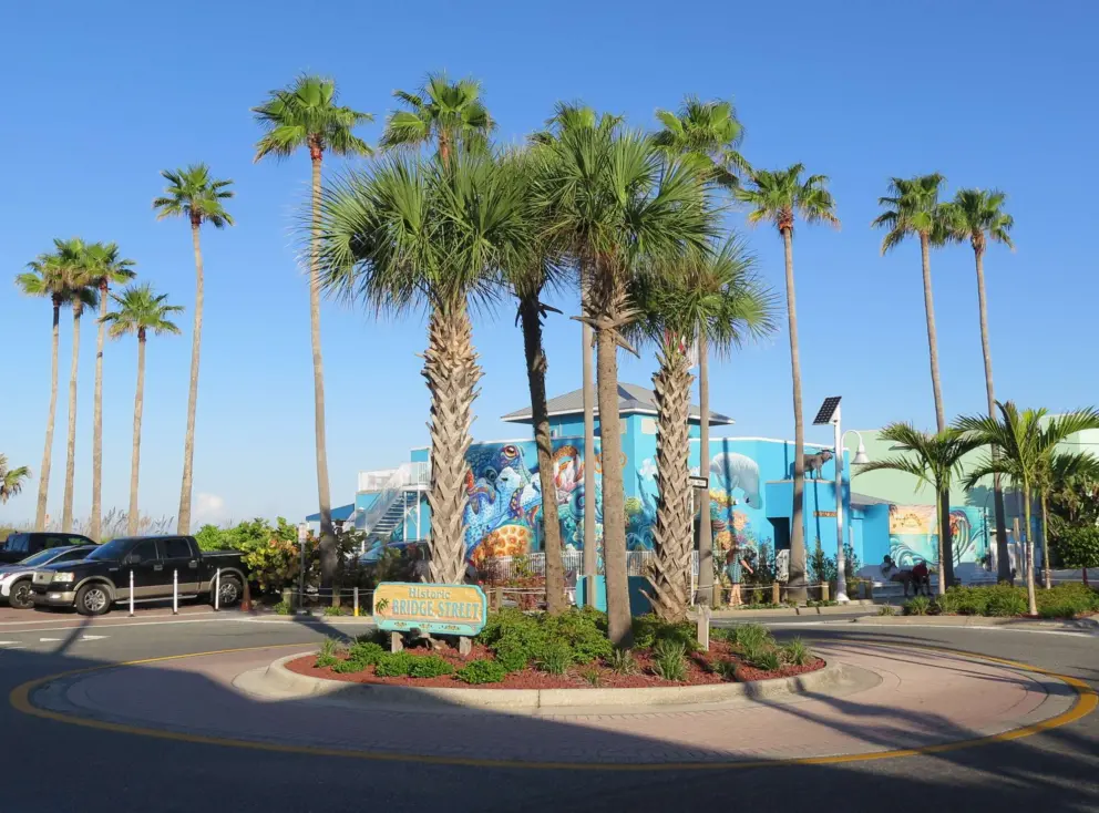 The roundabout on Bridge Street.