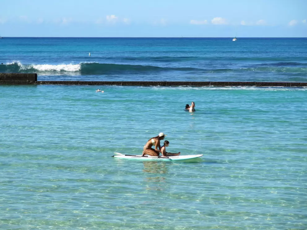 Waikiki Beach Ocean Swimming Pool