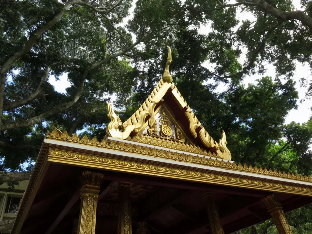 The shiny gold Thai pavilion.