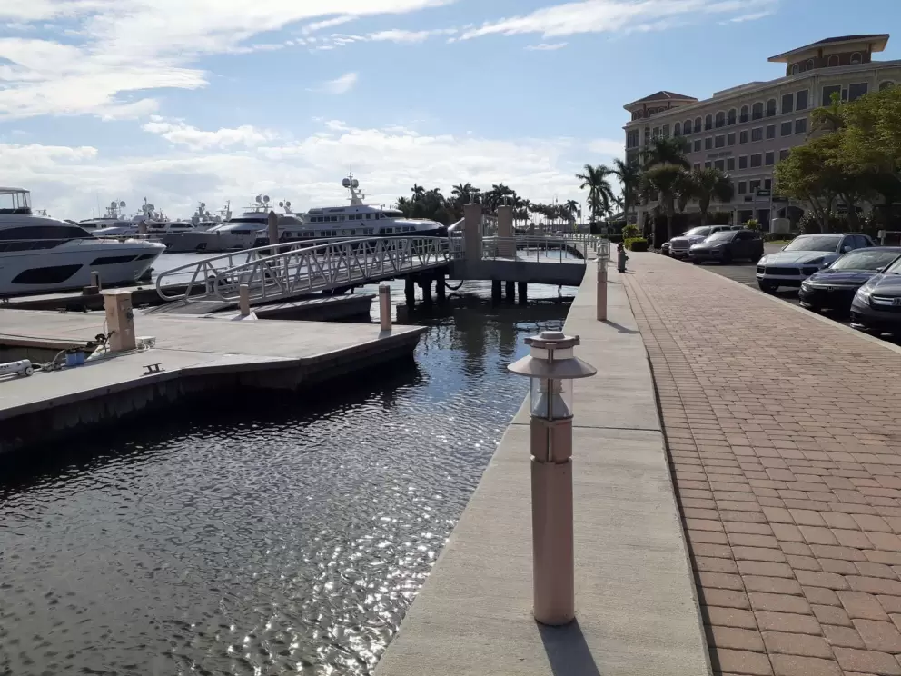Walkway at Palm Harbor Marina, on the north end of the walk.
