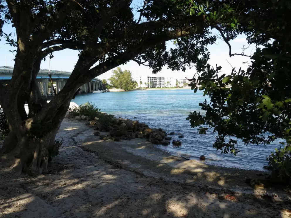 A little beach on the north end.
